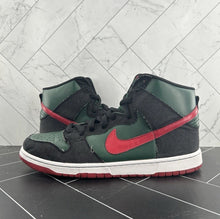 Load image into Gallery viewer, Nike Dunk Premium SB High RESN Gucci Size 12 313171-362 2009