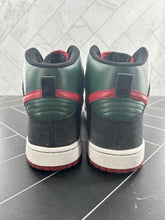 Load image into Gallery viewer, Nike Dunk Premium SB High RESN Gucci Size 12 313171-362 2009