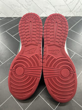 Load image into Gallery viewer, Nike Dunk Premium SB High RESN Gucci Size 12 313171-362 2009