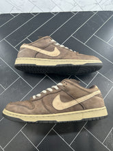 Load image into Gallery viewer, Nike Dunk Pro SB Low Brown Mocha Size 12 304292-225 2004