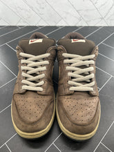 Load image into Gallery viewer, Nike Dunk Pro SB Low Brown Mocha Size 12 304292-225 2004