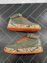 Load image into Gallery viewer, Nike Air Force 1 Premium 07 Mid Green Size 8 316670-331 2007