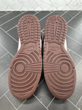 Load image into Gallery viewer, Nike Supreme x Dunk OG SB QS Low Barkroot Brown Size 12 DH3228-103 2021