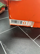 Load image into Gallery viewer, Nike Air Jordan 6 Retro NRG Green Suede Gatorade Size 11 AJ5986-335 2017
