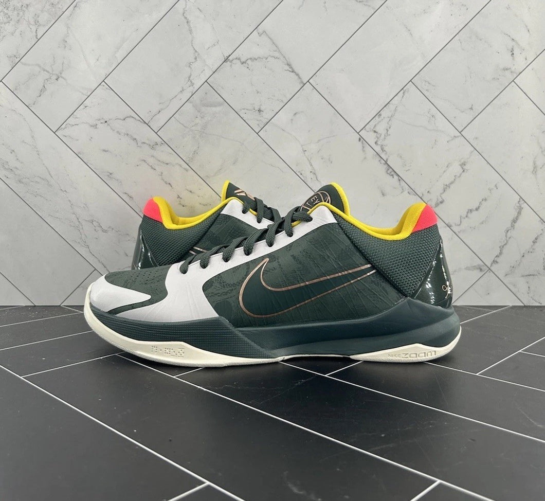 NEW Nike Zoom Kobe 5 Protro EYBL Size 9.5 CD4991-300