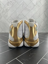 Load image into Gallery viewer, NEW Nike Air Jordan 13 Retro Defining Moments Size 10.5 414571-135 2017