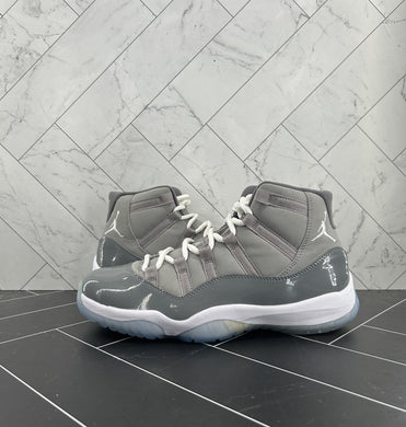 Nike Air Jordan 11 Retro 2010 Cool Grey Size 8 378037-001