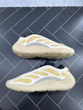 Load image into Gallery viewer, adidas Yeezy 700 V3 Safflower Size 11.5 G54853