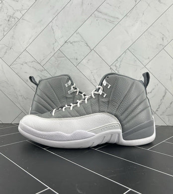 Nike Air Jordan 12 Stealth 2022 Size 10.5 CT8013-015