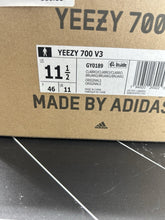 Load image into Gallery viewer, adidas Yeezy 700 V3 Clay Brown Size 11.5 GY0189