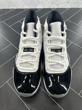 Load image into Gallery viewer, NEW Jordan 11 Retro High Concord Size 10.5 2018 378037-100
