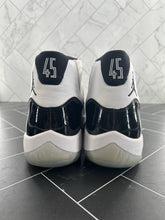 Load image into Gallery viewer, NEW Jordan 11 Retro High Concord Size 10.5 2018 378037-100