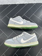 Load image into Gallery viewer, NEW Nike SB Dunk Low Marty McFly Size 7.5 313170-022
