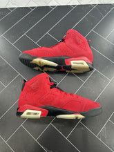 Load image into Gallery viewer, Nike Air Jordan 6 Retro Toro Bravo Size 7Y 384665-600