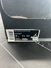 Load image into Gallery viewer, Nike Air Jordan 6 Retro Toro Bravo Size 7Y 384665-600