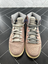 Load image into Gallery viewer, Nike Concepts x Dunk Pro Premium SB High When Pigs Fly Size 9 554673-610 2012