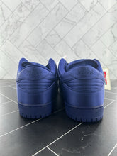 Load image into Gallery viewer, NEW Nike NBA x Dunk SB Low Deep Royal Blue Size 14 AR1577-446 2018