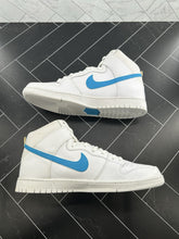Load image into Gallery viewer, NEW Nike Richard Mulder x SB Dunk High Richard Mulder Size 14 881758-141