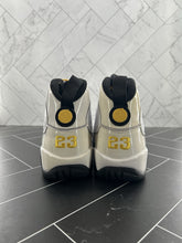 Load image into Gallery viewer, NEW Nike Air Jordan 9 Retro Quai 54 Size 9 302370-105 2011