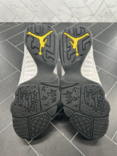 Load image into Gallery viewer, NEW Nike Air Jordan 9 Retro Quai 54 Size 9 302370-105 2011