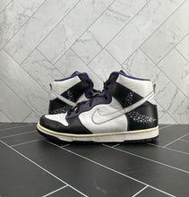 Load image into Gallery viewer, Nike Dunk Premium High Black Crocodile Purple Stars Size 8.5 312786-011 2006