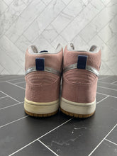 Load image into Gallery viewer, Nike Concepts Dunk SB High When Pigs Fly Size 10 554673-610 WPF 2012