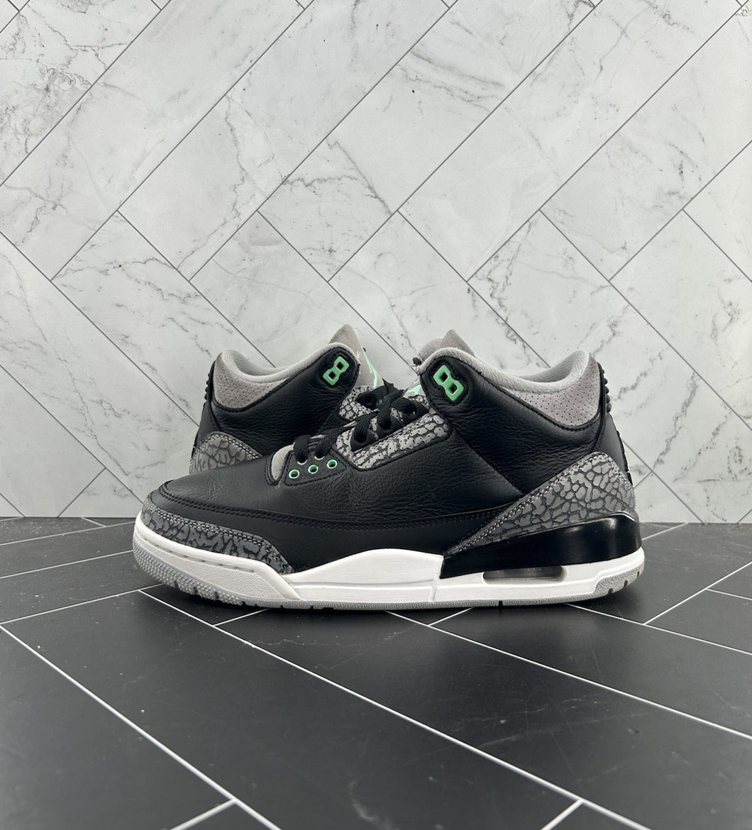 Nike Air Jordan 3 Retro Green Glow Size 8.5 CT8532-031