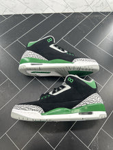Load image into Gallery viewer, NEW Nike Air Jordan 3 Retro Mid Pine Green Size 8.5 CT8532-030 2021