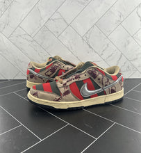 Load image into Gallery viewer, Nike Dunk Pro SB Low Freddy Krueger Men’s Size 9 313170-202 2007 Promo