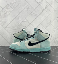 Load image into Gallery viewer, Nike Dunk SB High Sea Crystal 2004 305050-301
