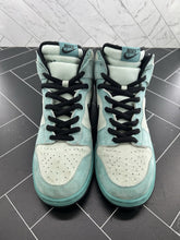 Load image into Gallery viewer, Nike Dunk SB High Sea Crystal 2004 305050-301