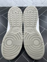 Load image into Gallery viewer, NEW Nike Dunk Pro SB High White Khaki 2006 Size 10 305050-121