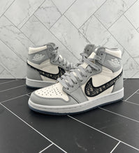 Load image into Gallery viewer, NEW Nike Air Jordan 1 x Dior High Gray Size 3.5 CN8607-002 2020 #0000/8500