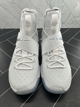 Load image into Gallery viewer, NEW Nike LeBron 14 Time to Shine Size 13 860631-900 2017