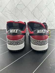 NEW Nike Supreme x Dunk Premium SB Low Red Cement Size 10.5 313160-600 2012
