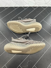 Load image into Gallery viewer, adidas Yeezy Boost 350 V2 Low Beluga Reflective Size 6.5 GW1229
