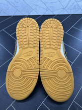 Load image into Gallery viewer, Nike Dunk Premium SB Mid Three Bears - Mama Bear Size 7.5 314381-761 2006