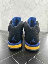 Load image into Gallery viewer, NEW Nike Air Jordan 5 Retro Shanghai Shen Size 10.5 136027-089 2013