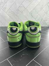 Load image into Gallery viewer, Nike The Powerpuff Girls x Dunk Pro SB QS Low Buttercup Size 10.5 FZ8319-300
