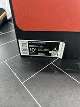 Load image into Gallery viewer, Nike Air Jordan 12 Royalty Size 10.5 CT8013-170