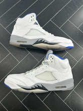 Load image into Gallery viewer, Nike Air Jordan 5 Retro White Stealth Size 11 DD0587-140 2021