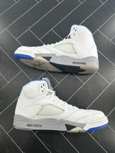 Load image into Gallery viewer, Nike Air Jordan 5 Retro White Stealth Size 11 DD0587-140 2021