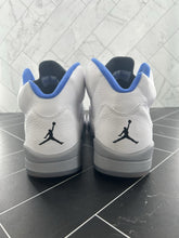 Load image into Gallery viewer, Nike Air Jordan 5 Retro White Stealth Size 11 DD0587-140 2021