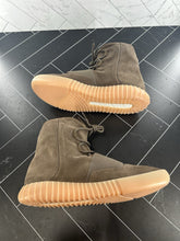 Load image into Gallery viewer, adidas Yeezy Boost 750 Chocolate Size 10.5 BY2456