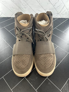 adidas Yeezy Boost 750 Chocolate Size 10.5 BY2456