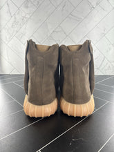 Load image into Gallery viewer, adidas Yeezy Boost 750 Chocolate Size 10.5 BY2456