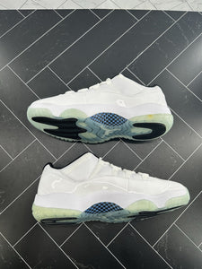 NEW Nike Jordan 11 Retro Low Legend Blue Size 11.5 AV2187-117