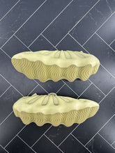 Load image into Gallery viewer, NEW adidas Yeezy 450 Resin size 10 GY4110