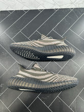 Load image into Gallery viewer, adidas Yeezy Boost 350 V2 Low Carbon Beluga Size 13 HQ7045