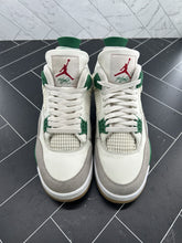 Load image into Gallery viewer, Nike Air Jordan 4 Retro SP x Nike SB Mid Pine Green Size 9 2023 DR5415-103